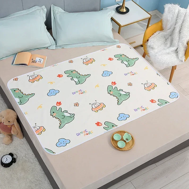 Коврик для мочи с героями муль – обзор и цена Diaper Changing Mat